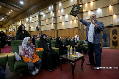 برنامه گلریزان برای آزادسازی زندانیان در مجموعه فرهنگی ورزشی پنج آذر