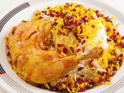 طرز تهیه زرشک پلو با مرغ مجلسی با طعم بی نظیر