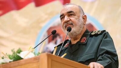 دشمنی ما با آمریکا ماهیتی است/ مقابله امروز ما با آمریکا ادامه دفاع مقدس است