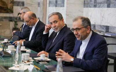 معلق شدن و تعویق مذاکرات یعنی شکست مذاکره/مسئولان به این چیزها عادت کرده‌اند اما تبعات منفی‌اش نصیب اقتصاد کشور می‌شود