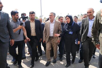 تصاویر | بازدید  وزیر بهداشت، درمان و آموزش پزشکی در بدو ورود به استان ایلام از بیمارستان رازی