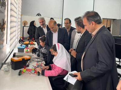 اولین مرکز آموزش فناوری‌های نوین هوش مصنوعی استان ایلام افتتاح شد
