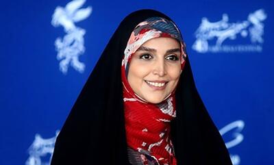 اشک های بی وقفه مژده لواسانی در هزار و یک با شنیدن صدای پدرش + ویدیو