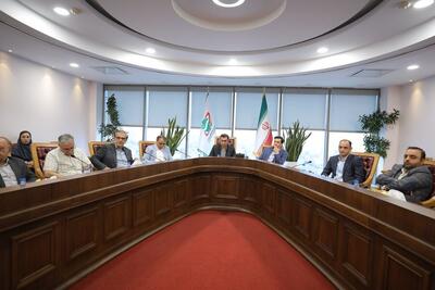 گزارش تصویری از برگزاری سومین میز «صنعت نیروگاهی»