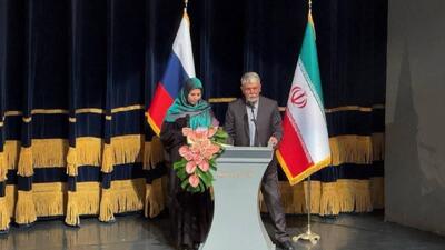وزیر فرهنگ: روسیه دارای فرهنگی سرشار از آموزه­‌های درست، دلنشین و بزرگان ادبی است