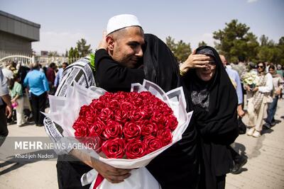 ورود نخستین گروه حجاج ایرانی به فرودگاه اصفهان