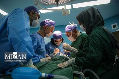 عکس/ پزشکان و متخصصان پای کار جراحی رایگان کودکان با ناهنجاری‌های مادرزادی