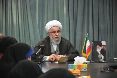 عضو خبرگان رهبری: برخی از رسانه ها ناخودآگاه صدای رسانه های غرب می شوند/ نظام سلطه بودجه اختصاص می‌دهد تا از ولایت روایتگری وارونه داشته باشد