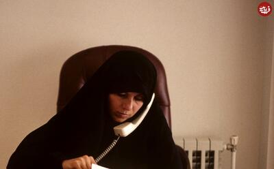 عکس/ فائزه هاشمی ۲۷ سال پیش در دفتر کارش | اقتصاد24