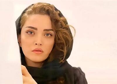 بهنوش طباطبایی با استایل شعر جدیدش غوغا کرد