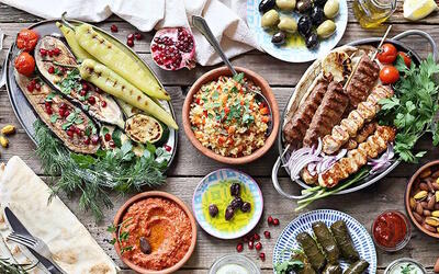 چگونه غذاهای سنتی را با روش های سالم تر بپزیم؟ (روش های پخت غذا کاملا سالم)