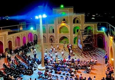 کمک 700 میلیونی اهالی محله شاه ابوالقاسم یزد در جشن گلریزان - تسنیم