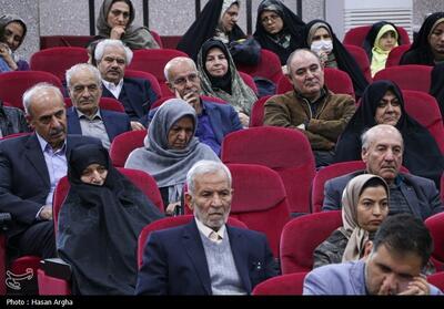 پرداخت 420 میلیارد تومان حقوق به بازنشستگان استان بوشهر - تسنیم