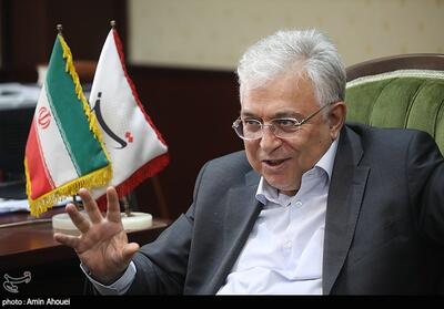 در صف ماندن صنایع و تخصیص ارز به واردات موبایل و طلا - تسنیم