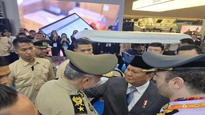 فرمانده نیروی زمینی ارتش با رئیس‌جمهور اندونزی دیدار کرد