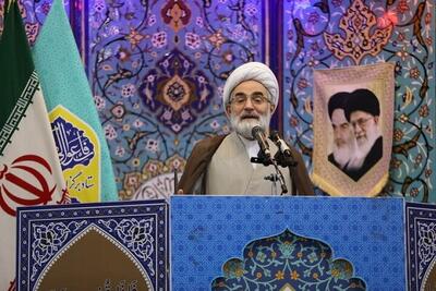 ملت ایران در رسیدن به اهداف الهی خود عقب نشینی نمی کند