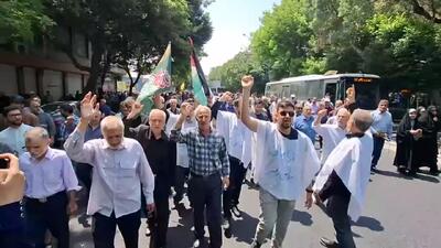تبریزی‌ها در واکنش به حمله اسرائیل، راهپیمایی اعتراضی راه انداختد