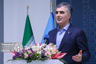 فرزین: شبکه بانکی برای خدمت آمادگی کامل دارد