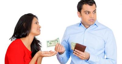 خساست در زندگی پشیمانی به همراه دارد