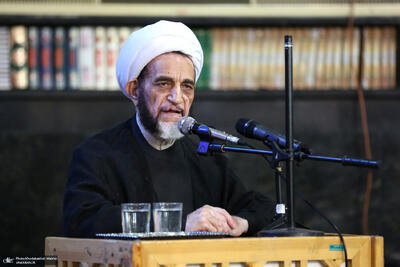 اشرفی اصفهانی: دشمن هرگز نخواهد توانست در برابر اراده آهنین امت اسلامی قد علم کند