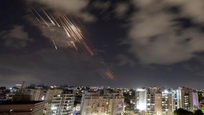 اعتراف نویسنده اسرائیلی: ایران دقیق می‌زند اما اسرائیل کودک می‌کشد