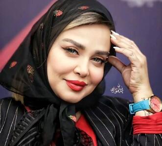 نمایی از استایل خاص بهاره رهنما در یک بنای تاریخی