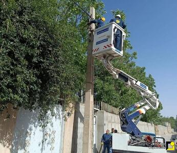 جمع‌آوری ۵۰۰ انشعاب غیرقانونی برق باغ‌ویلا در شهریار
