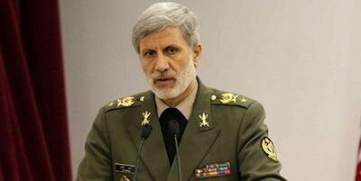 سرلشکر حاتمی: ارتش ضربات موثر و قاطع به اسرائیل خواهد زد