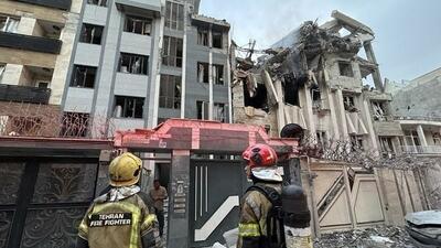 فیلم/ ۷ کودک از زیر آوار بیرون کشیده شدند
