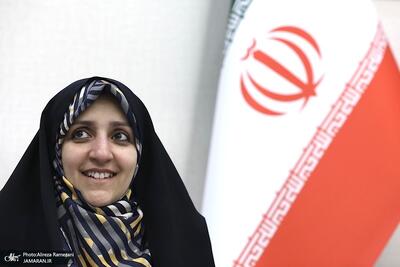 زهرا بهروز آذر: منصوره عالیخانی⁩ زنی از ایران بود