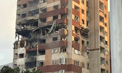 اگر نوری شدید و ناگهانی دیدید، به‌هیچ‌عنوان به سمت پنجره‌ها نروید! - سبک ایده آل