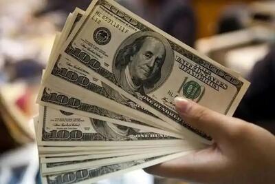 بازار ارز تجاری فعال است