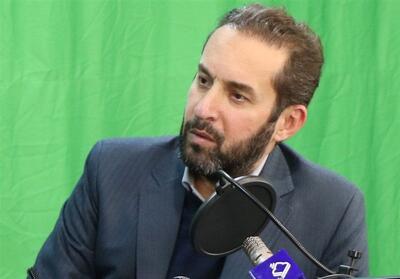 توصیه گوینده شناخته‌شده: به هر خبر فیکی زود واکنش نشان ندهیم - تسنیم
