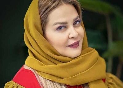 نگاه روز | عکس زیبای بهاره رهنما در کافه مجلل نیویورک در بوداپست / رونمایی از استایل اروپایی بازیگر معروف