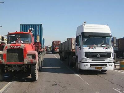 روال عادی فعالیت در پایانه بار بندرعباس و بندر شهید رجایی در استان هرمزگان برقرار است