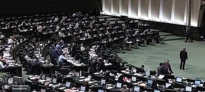 شعار «مرگ بر اسرائیل» و «مرگ بر آمریکا» در مجلس
