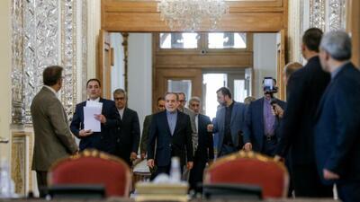 مروری بر مهمترین اقدامات وزارت خارجه در میانه جنگ