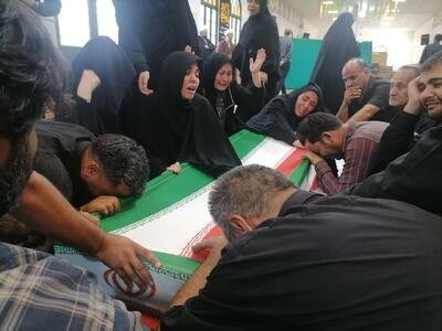 فیلم| وداع با پیکر پنج شهید مدافع عزت و اقتدار ایران در قم