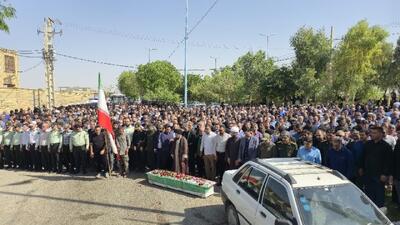 پیکر شهیدمدافع وطن «وحید دالوند» در اندیمشک تشییع شد