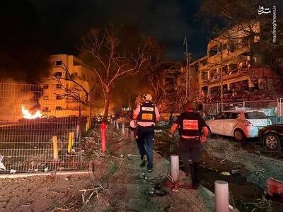 عکس/ آتش و دود و امدادگران صهیونی در یک قاب
