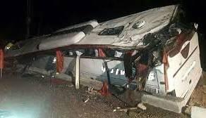 واژگونی اتوبوس معلمان 27 مصدوم بر جا گذاشت
