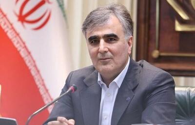 فرزین: روند خدمت‌رسانی بانکی به مردم ادامه یابد