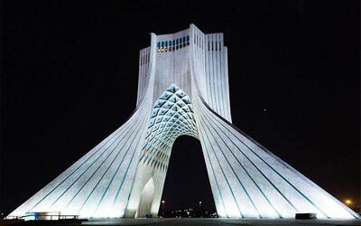 سر این خاک نمی‌خوریم رو دست! (فیلم)
