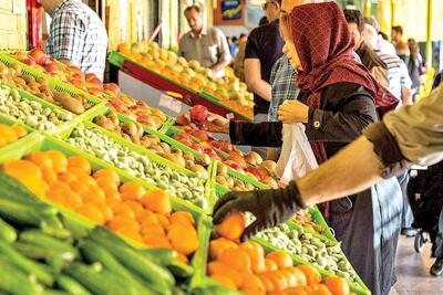 اقدام جالب یک میوه‌فروش در فروش محصولاتش با قیمت خرید (عکس)