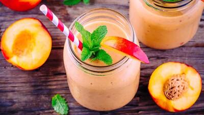 طرز تهیه اسموتی شلیل با چند طعم مختلف