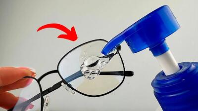 از بین بردن خط و خش باقی مانده روی شیشه عینک