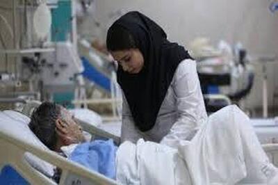 با وجود مشکلات صنفی؛ پرستاران مانند همیشه با جان‌ودل پای کار آمدند!