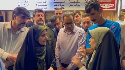 بازدید شبانه وزیر راه از ترمینال جنوب تهران/ سامانه‌های غیرمجاز و متخلف مسدود شوند