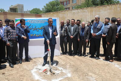 کلنگ  زنی احداث خوابگاه دانش‌آموزی دبیرستان نمونه دکتر حسن سلطانی در فارسان