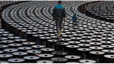 نفت باز هم گران شد/سایه جنگ بر بازار جهانی نفت سنگینی می‌کند